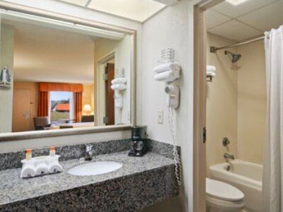 Days Inn By Wyndham Metter Rum bild